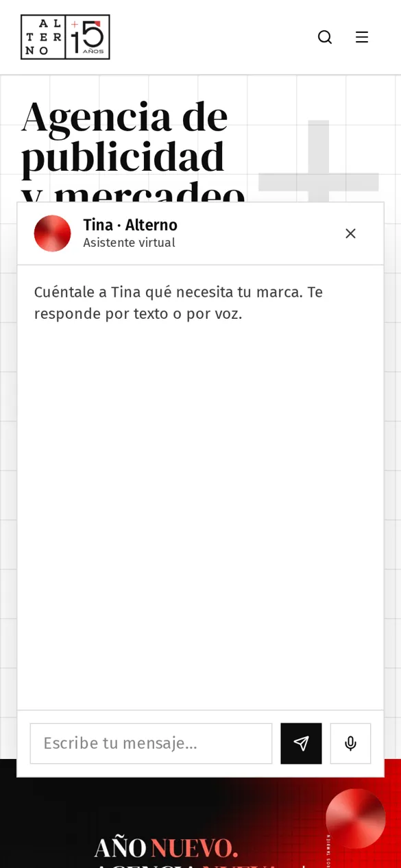 Tina abierta en un celular